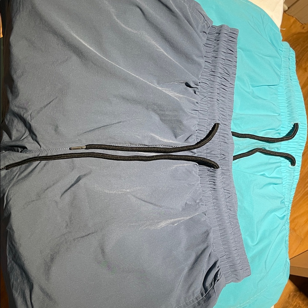 Men’s lot of 2 athletic shorts- Size medium